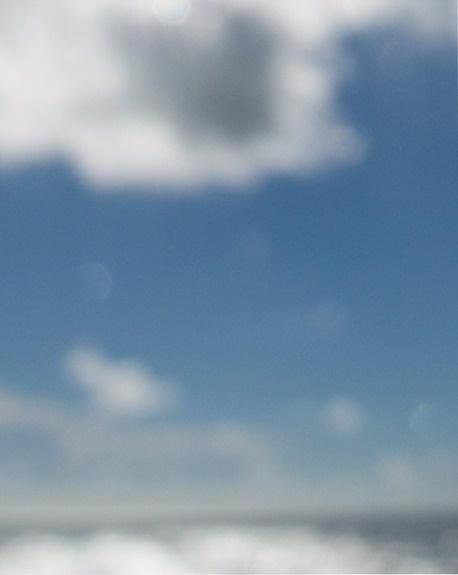 cloudBlurrClotheslineSheetaDynamixCENTER